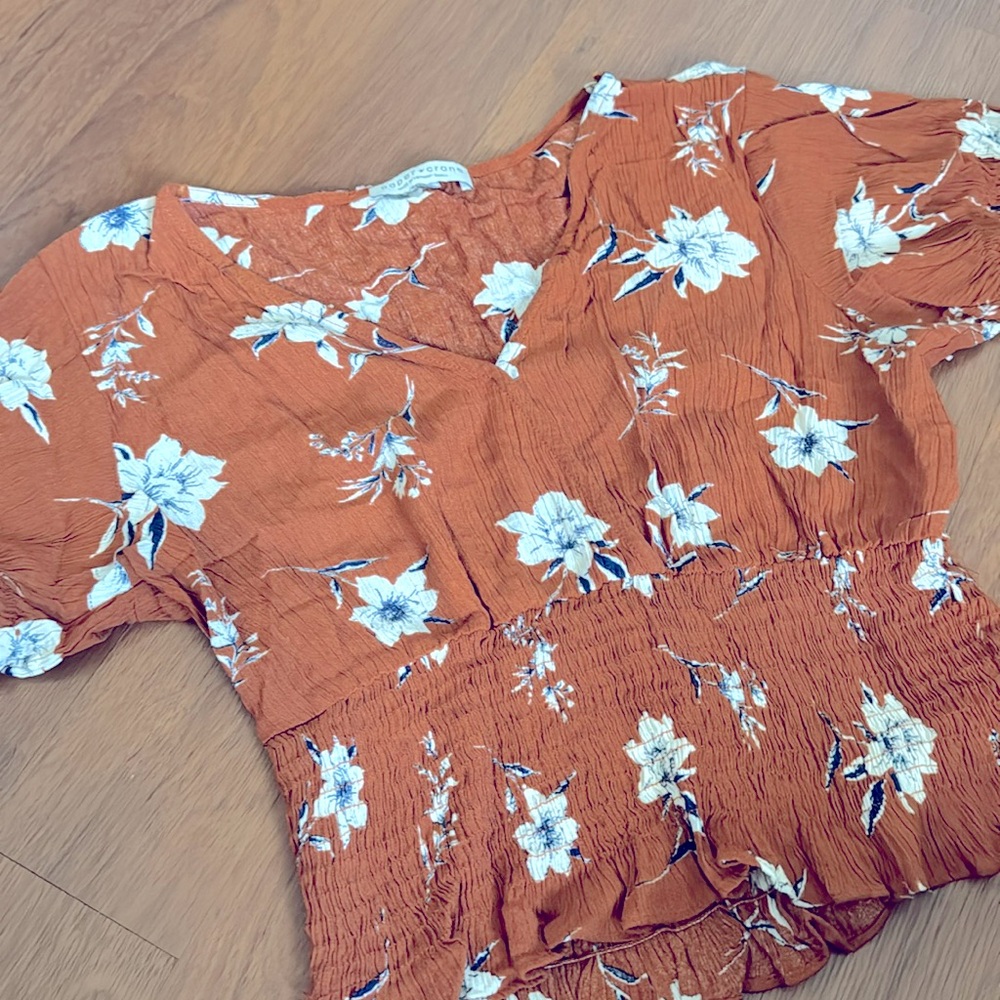 Cropped Puff Sleeve Floral Shirt